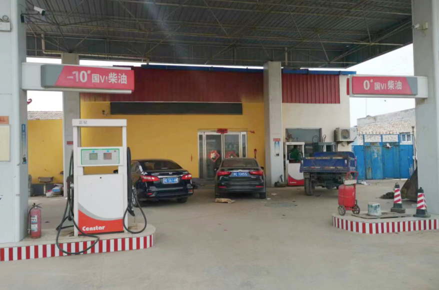 有三台挖掘机的董老板为何转型开收割机?收的都是现钱!(图2) 有三台挖掘机的董老板为何转型开收割机?收的都是现钱!(图2)